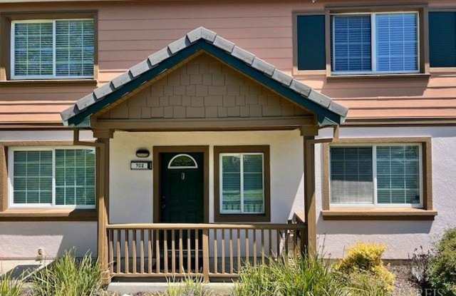 702 DANIELS AVENUE photos photos