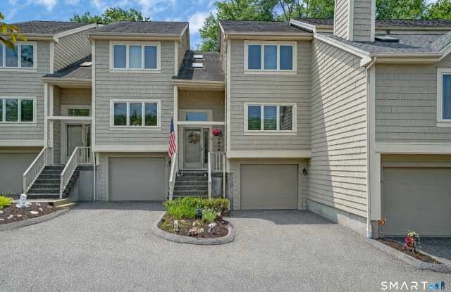 12 Boulevard Drive photos photos 12 Boulevard Drive photos photos