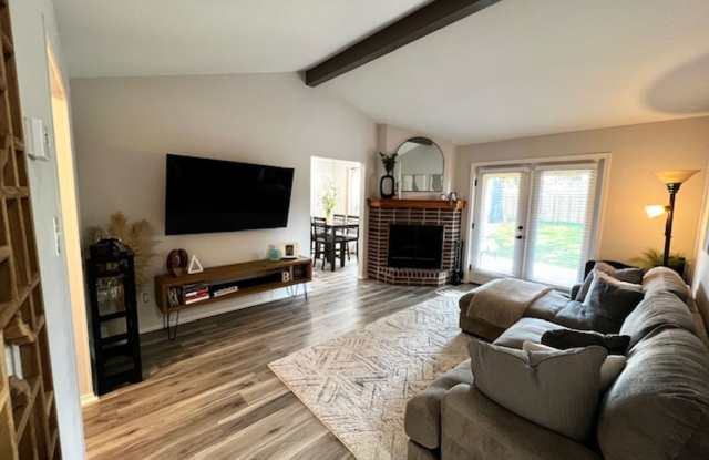 3-Bed, 2-Bath Home Near Air Force Base! Gallery 3