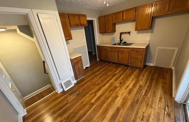 Renovated 3BR Home in Euclid (Move-In Ready) photos photos