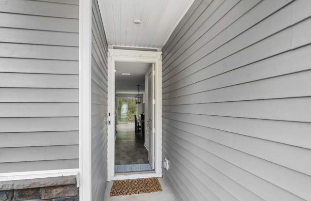 64 Parr Court Gallery 2