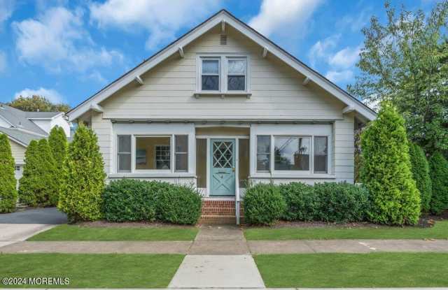 4 2nd Avenue photos photos