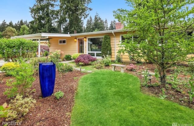 15103 SE 43rd St - 15103 Southeast 43rd Street, Bellevue, WA 98006