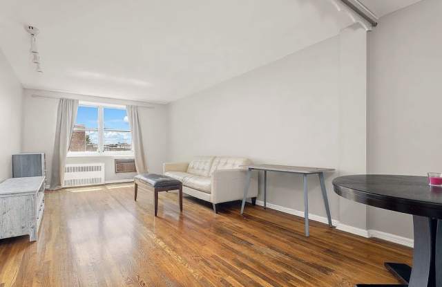 3065 Sedgwick Ave Apt 3A photos photos