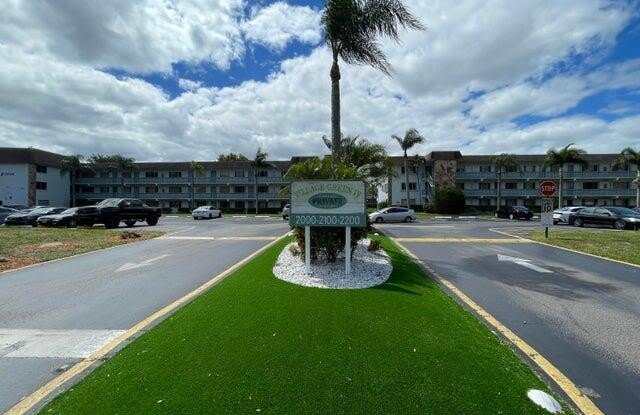 2100 Springdale Boulevard photos photos