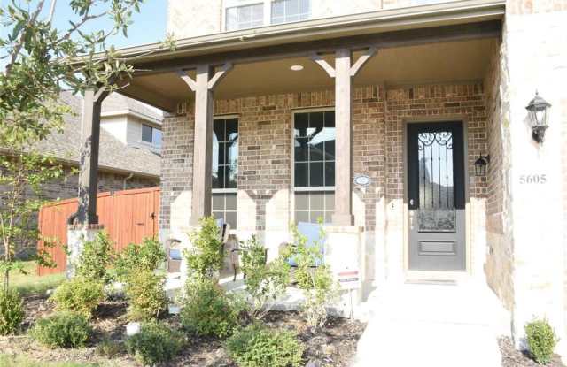 5605 Bottiglia Way Gallery 2