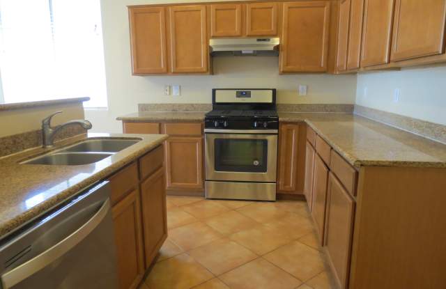 15288 W. Edgemont Ave. Gallery 4