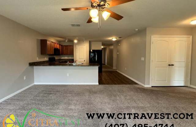 323 Fern Ct Gallery 4