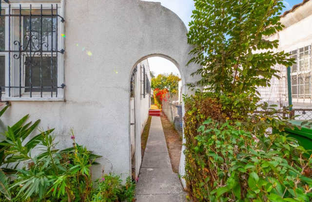2637 Wellington road Gallery 2