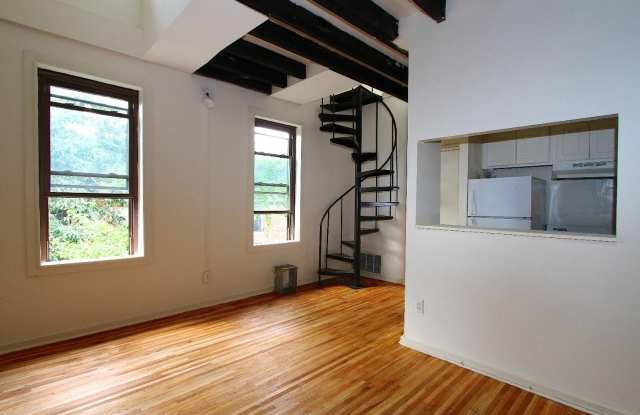 415 S 11TH Street Gallery 4