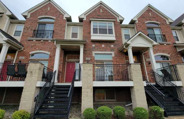1526 Lakeridge Court - 1526 Lake Ridge Court, Mundelein, IL 60060