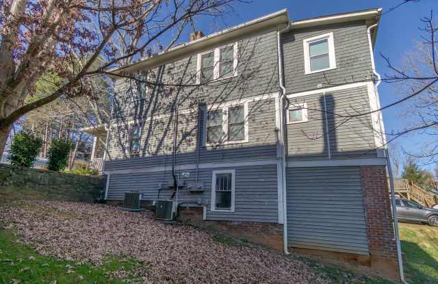 Montford Furnished Rental photos photos