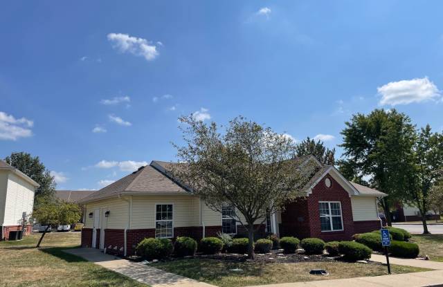 3 Minutes to Honda********** Rent $1249/month*********Peaceful Living photos photos