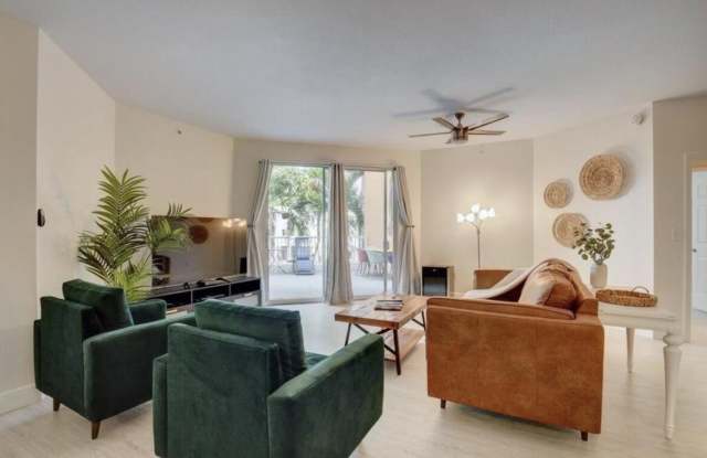 802 W Windward Way photos photos