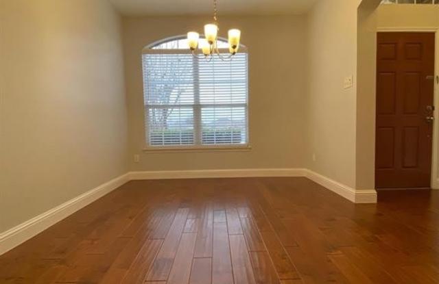 1207 Dove Brook Court Gallery 4