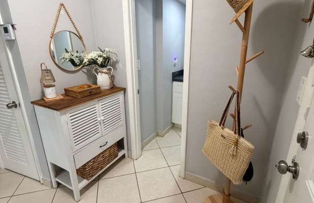 Location Location! Section 8 Welcome! Annual Rental Available Gallery 3