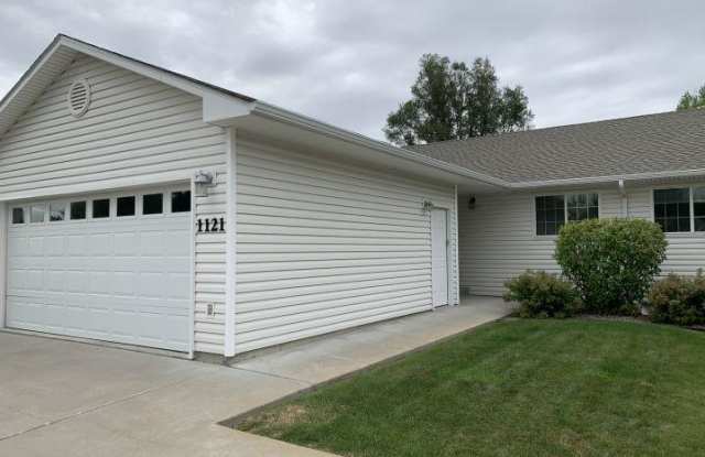 1121 Victory Ave photos photos