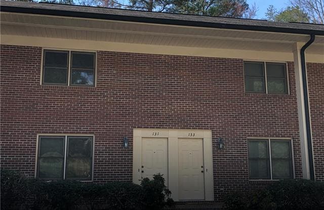 131 Hillcrest Drive - 131 Hillcrest Dr, Lincolnton, NC 28092
