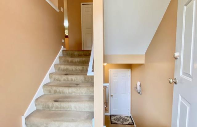 613 North HIDDEN PRAIRIE Court Gallery 2