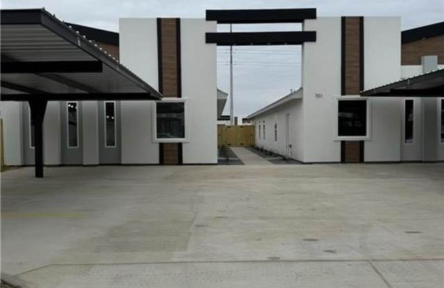 701 N Alexandrite Avenue unit: 1 photos photos