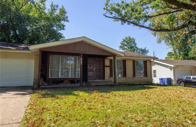 Spacious 3 bedroom 1.5 bath ranch photos photos