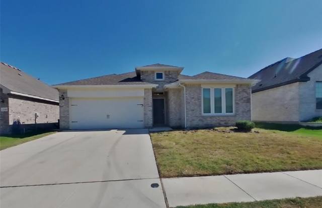 1340 Beach Drive - 1340 Beach Drive, Pelican Bay, TX 76020