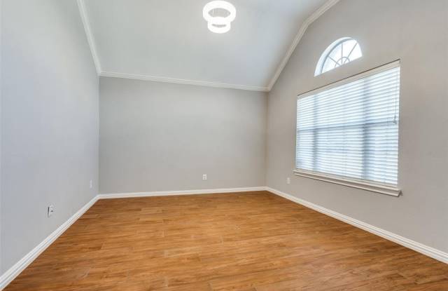 1720 Hackberry Branch Drive Gallery 4