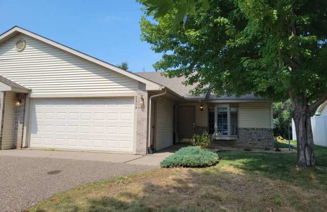 One Level Twin home photos photos