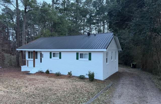 3117 Tryon Road Gallery 1