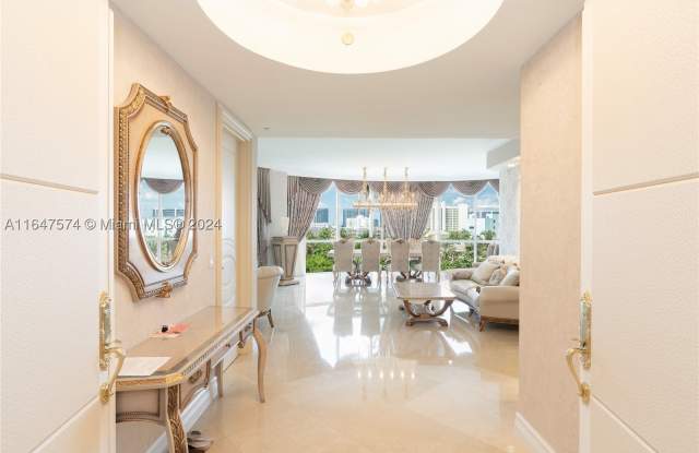 18101 Collins Ave photos photos