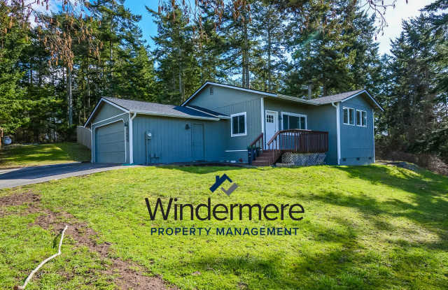 Charming 3 Bedroom 2 Bathroom Home in Sierra with Water View photos photos