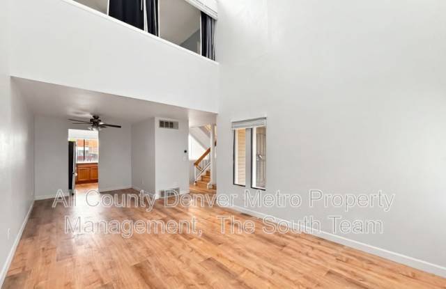 1050 S Monaco St Pkwy Gallery 3