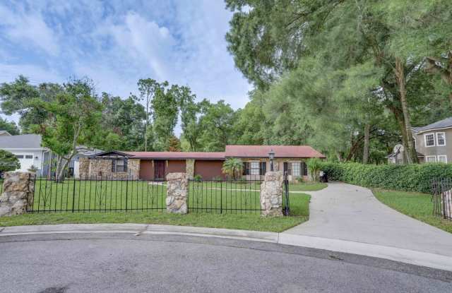 2960 Leslie Drive photos photos