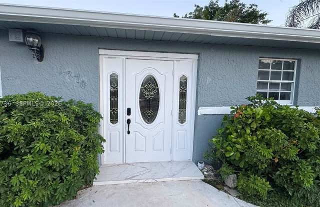 1270 NW 111th St Gallery 1