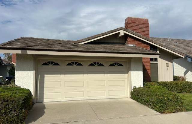 Charming 3-Bedroom Home in Desirable Deerfield Community of Irvine Gallery 1