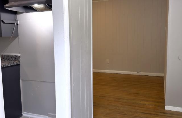 1106 Stratford Road Gallery 3