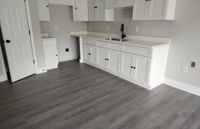 4 Bedroom House- Section 8 Accepted - 505 Louise Street, Baton Rouge, LA 70802