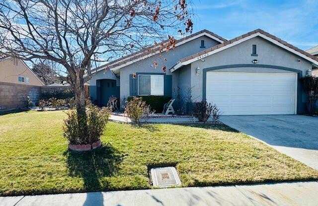 44543 Overland Avenue Gallery 2