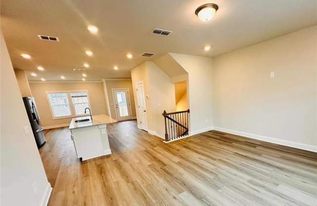 4729 Red Lion Place Gallery 4