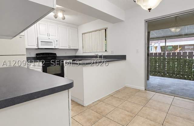 5348 Bosque Ln Gallery 3