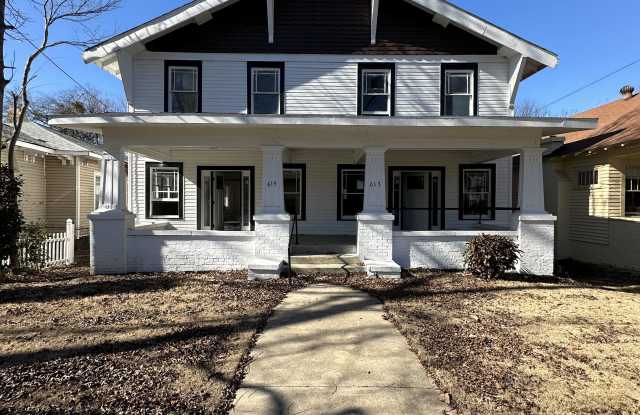 613 S 10th St photos photos