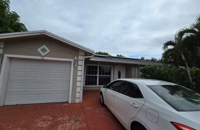 301 NW 83RD WAY PEMBROKE PINES, FL 33024 photos photos