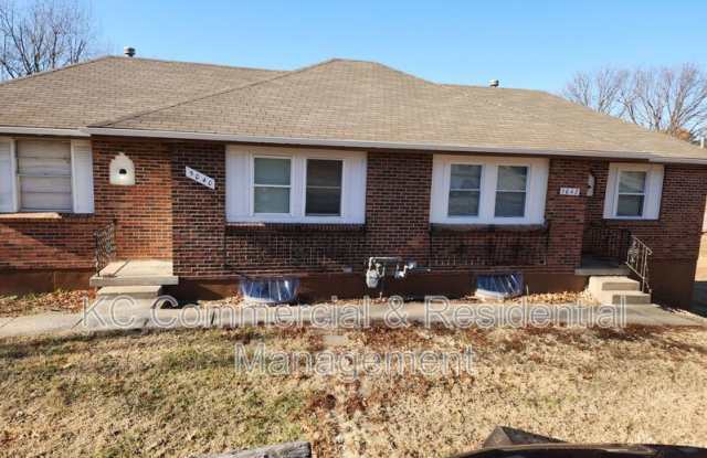 5042 N Topping Ave - 5042 North Topping Avenue, Kansas City, MO 64119