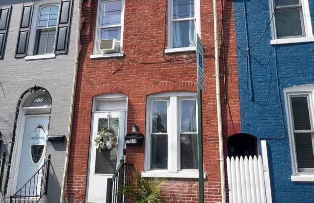 Southeast Lancaster 3 BR Home For Rent - 510 South Duke Street, Lancaster, PA 17602