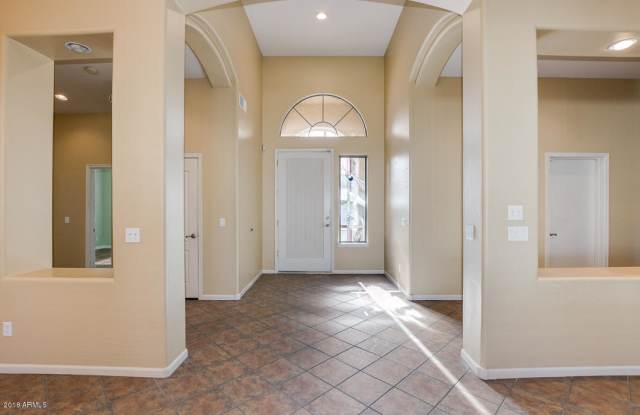 6602 E GELDING Drive Gallery 4