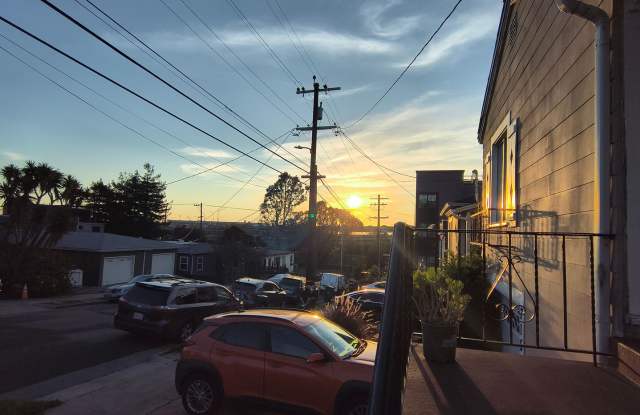 Cozy 3 BD/2 BATH Single Family Home With 2 Floors Located in Albany, Ca. photos photos