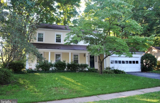 5942 OHARA LANDING COURT - 5942 O'hara Landing Court, Burke Centre, VA 22015