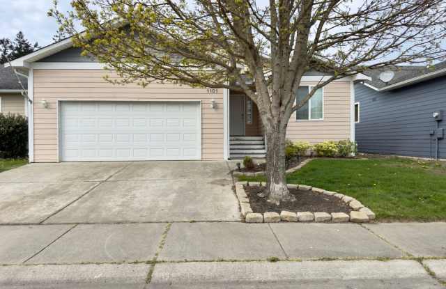 3 Bedroom/2 Bath with garage home photos photos