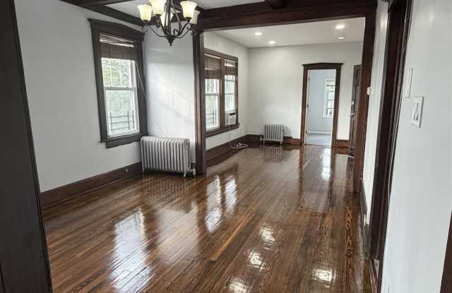 30 MAGNOLIA AVE Gallery 3