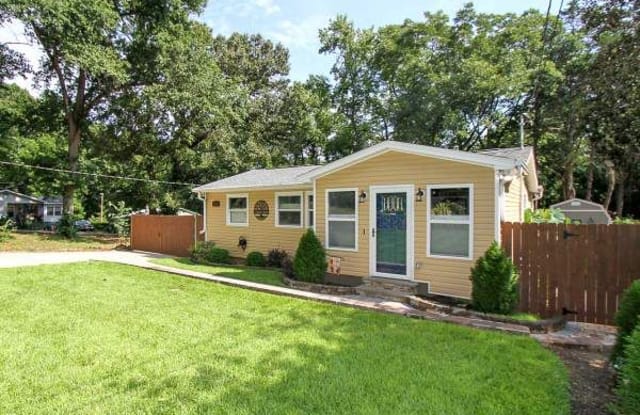 1154 Hickory Ln - 1154 Hickory Lane, Rock Hill, SC 29732